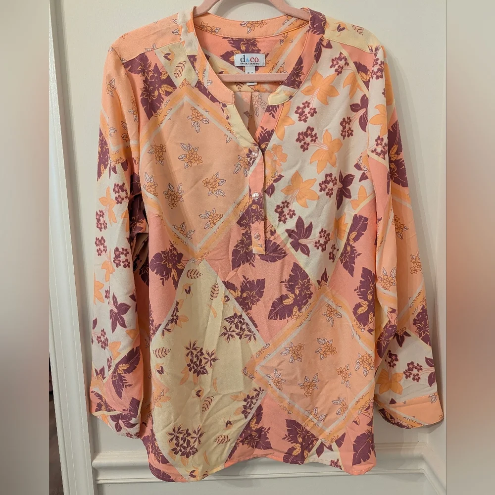 D & Co Pastel Floral Long Sleeve Blouse Size XL - Picture 3 of 6